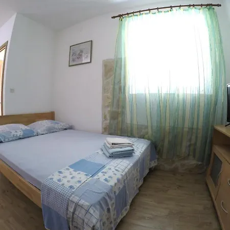 Apartment Peach Apartment's Repic Bibinje