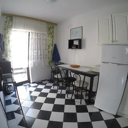 Peach Apartment's Repic Apartment Bibinje