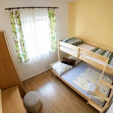 Peach Apartment's Repic Apartment