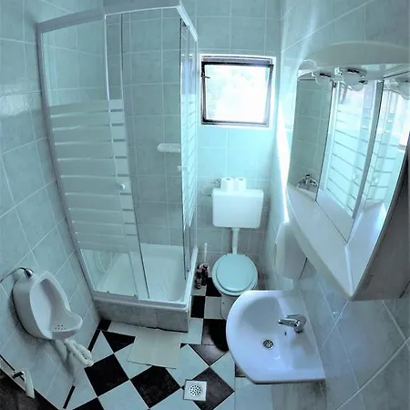 Peach Apartment's Repic Bibinje